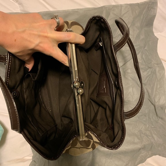 Coach Handbag - Picture 4 of 5